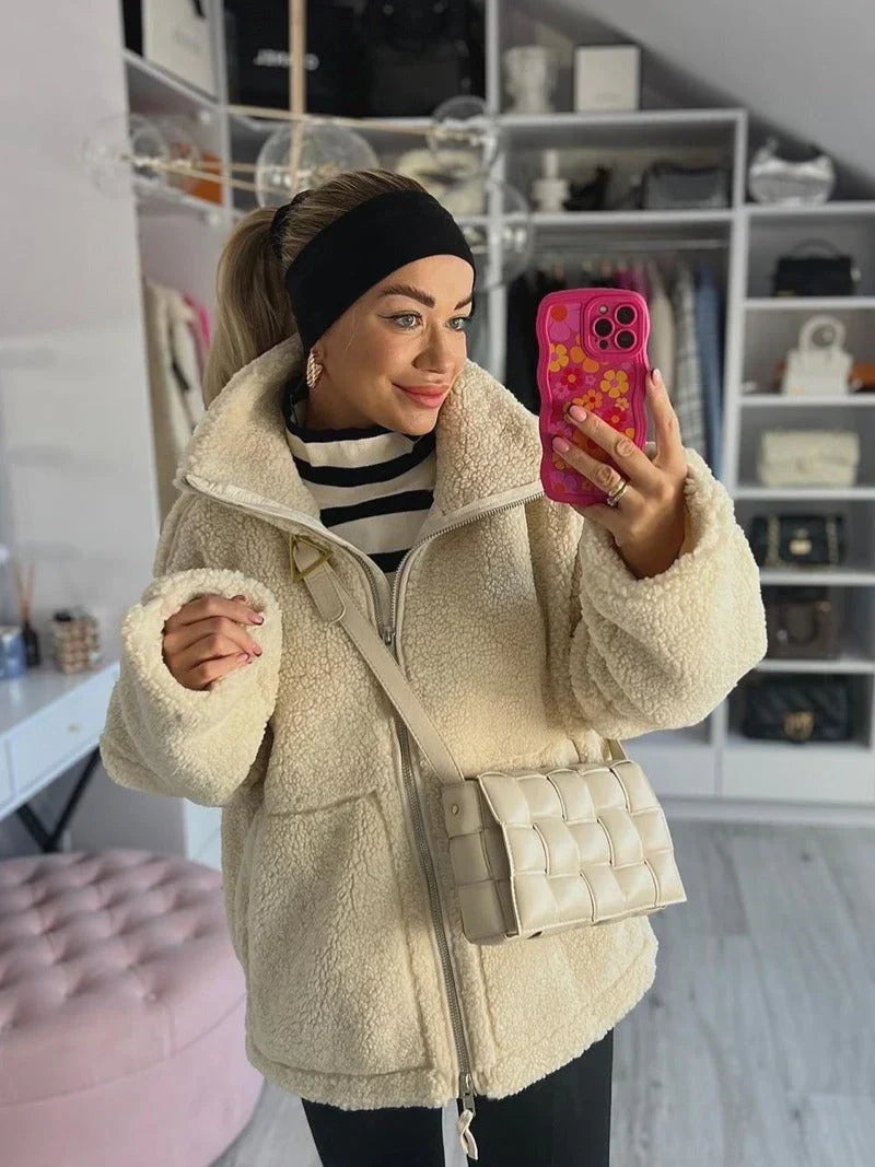KAJA – Manteau en Teddy Doux